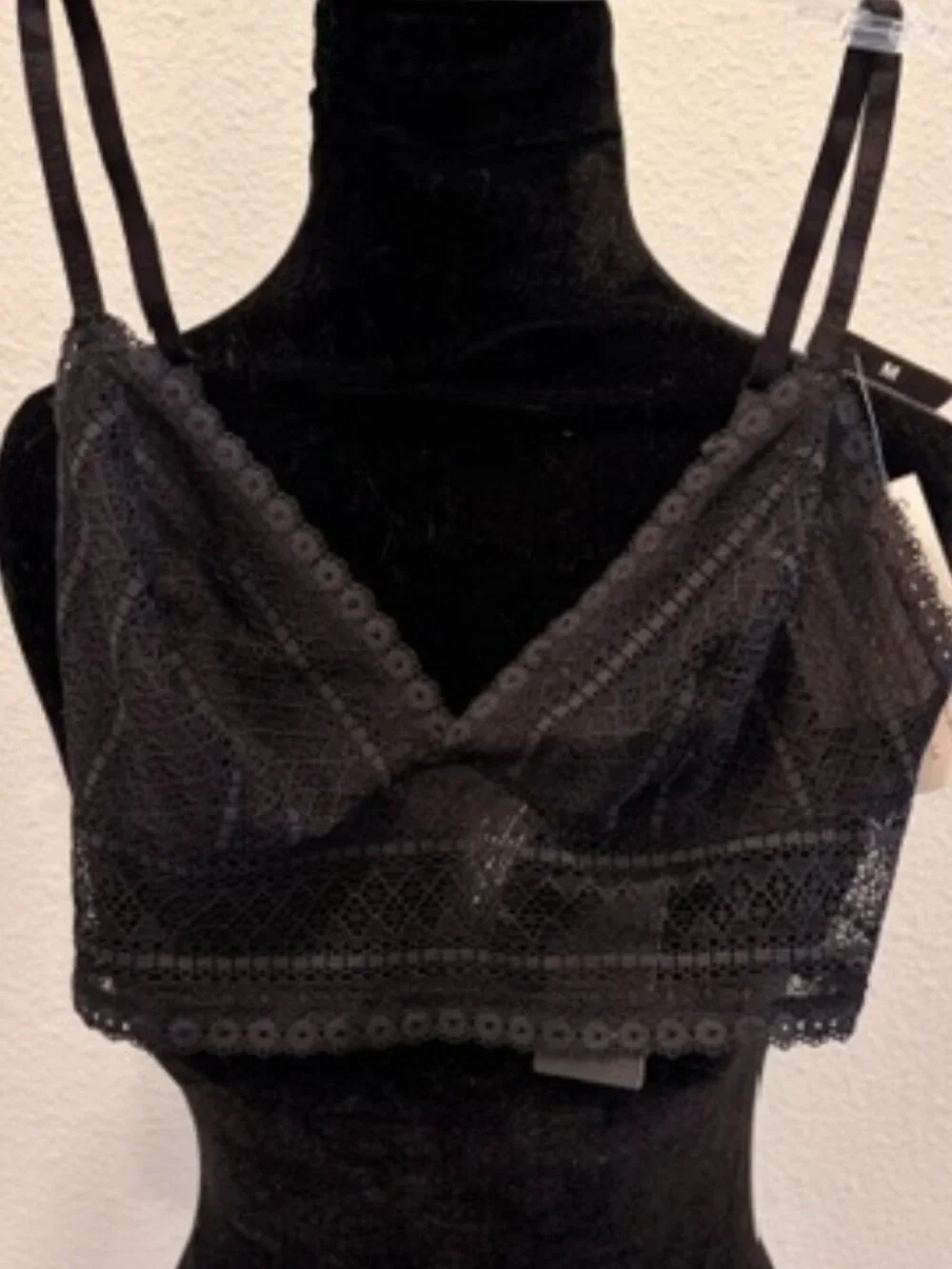 Women's Medium DKNY lace bralette top